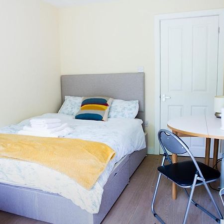 New Snug Doubleensuite In Central Forest Row Buitenkant foto