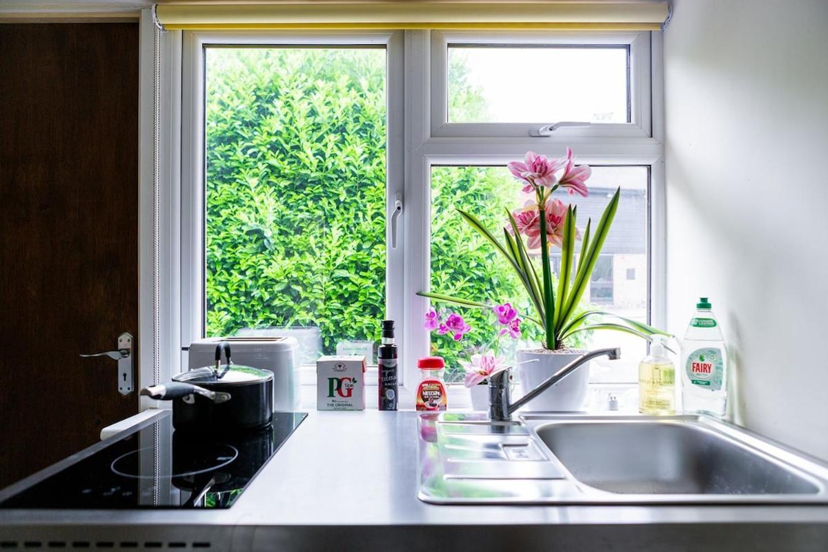 New Snug Doubleensuite In Central Forest Row Buitenkant foto